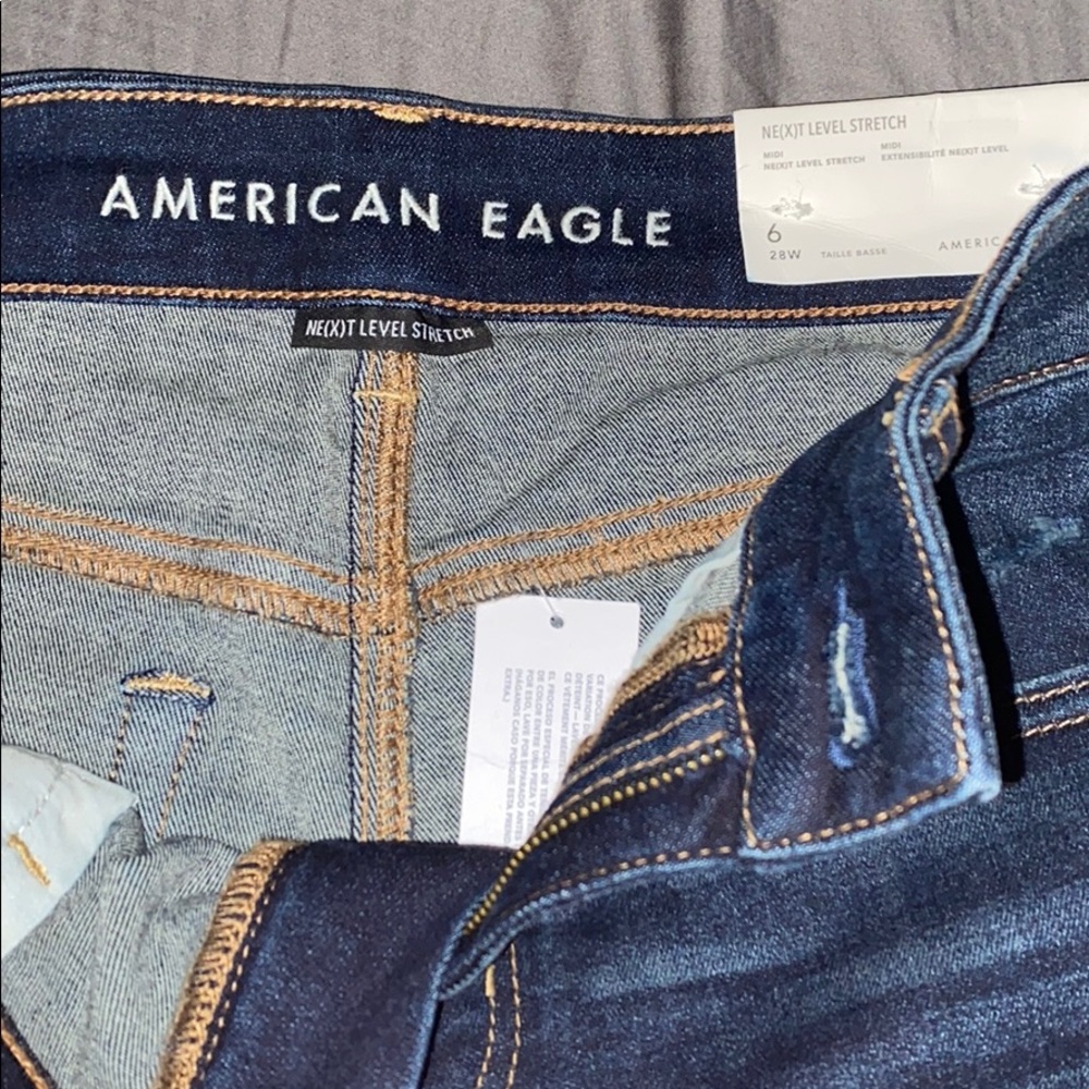 Shorts - Picture 2 of 3